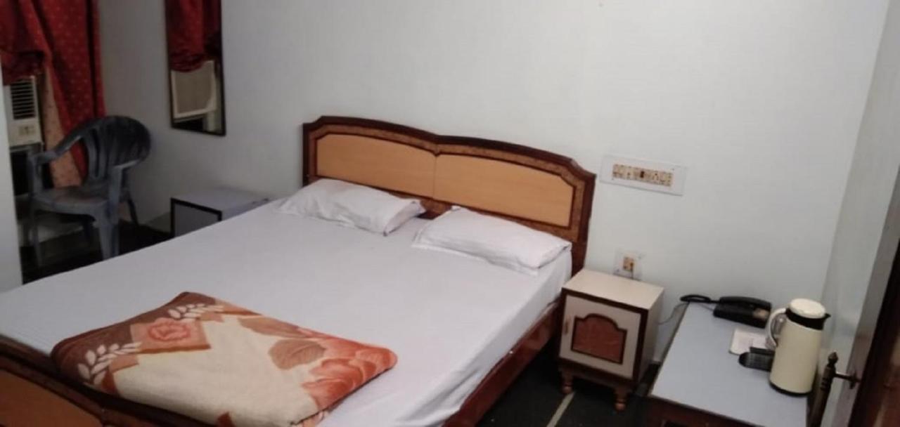 Hotel Samrat Rajasthan Hanumangarh ภายนอก รูปภาพ